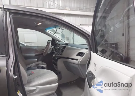 2012 Toyota Sienna Le V6 8 Passenger from USA, damaged, VIN 5TDKK3DC3CS245840